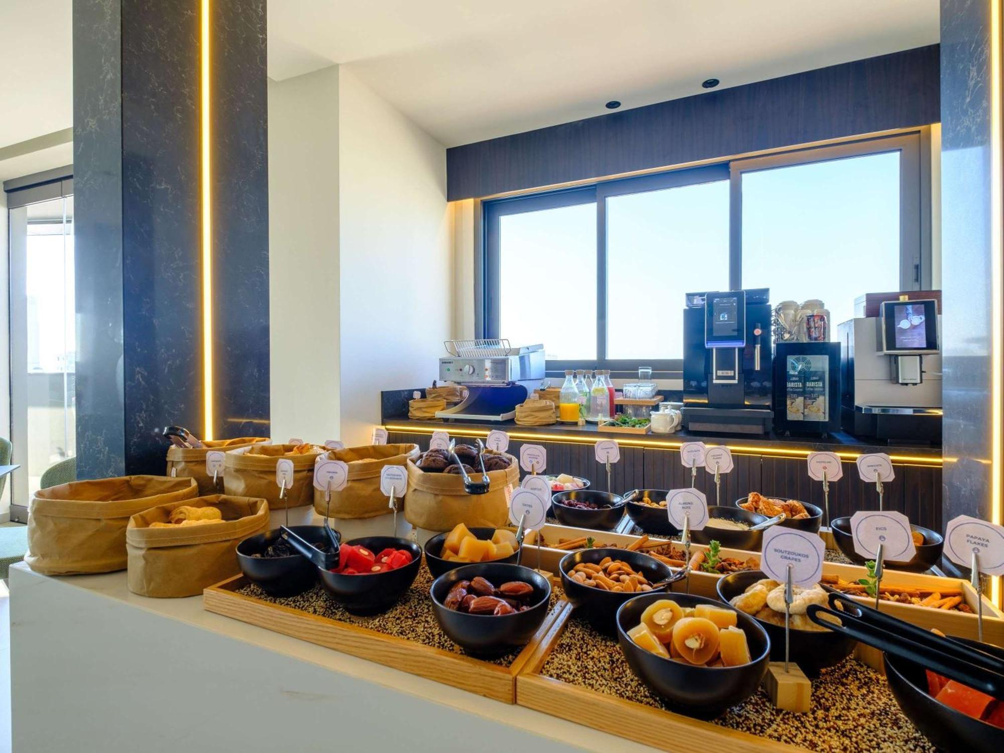 Mercure Larnaca City Exterior photo
