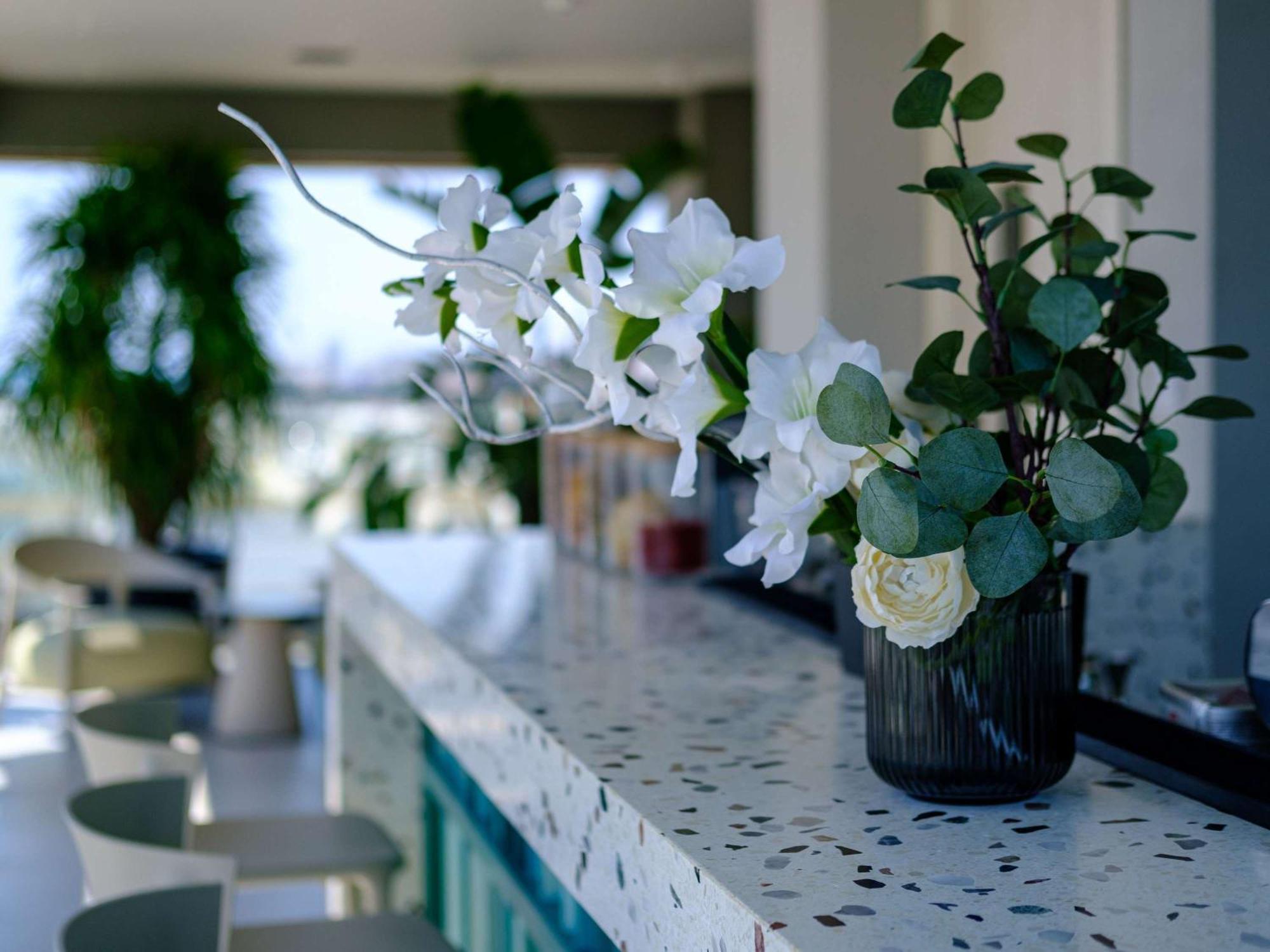 Mercure Larnaca City Exterior photo